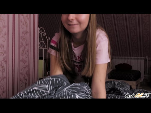 ❤️ ಬ್ಲಾಂಡಿ ತನ್ನ BFF ಅನ್ನು ಆಳವಾಗಿ ಹೀರುತ್ತಾಳೆ ಮತ್ತು ಅವಳ ಬಾಯಿಯಲ್ಲಿ ಕಮ್ ಪಡೆಯುತ್ತಾಳೆ ❤ ಗುದದ ವೀಡಿಯೋ ನಮ್ಮಲ್ಲಿ ❌️